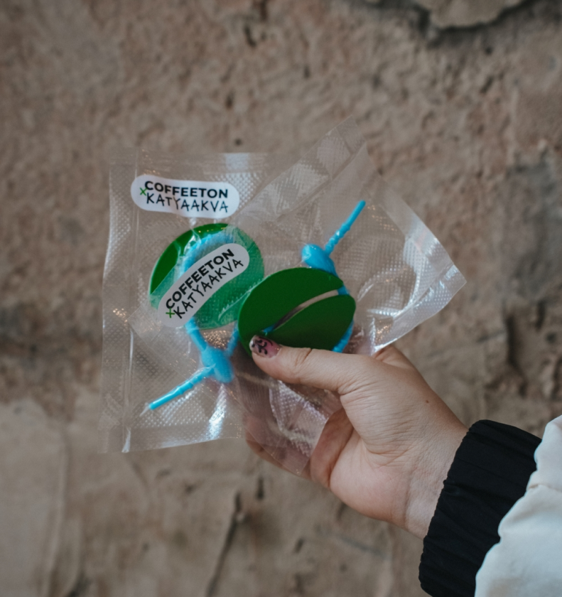 Брелок Coffeeton X Katyaakva